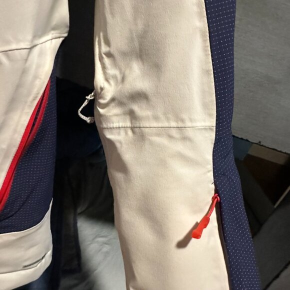 Salomon Woman's Ski Jacket - Picture 4 of 7